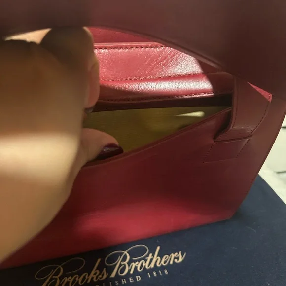 Brooks Brothers Red Leather Woman Doble Handle Tote - Picture 5 of 9